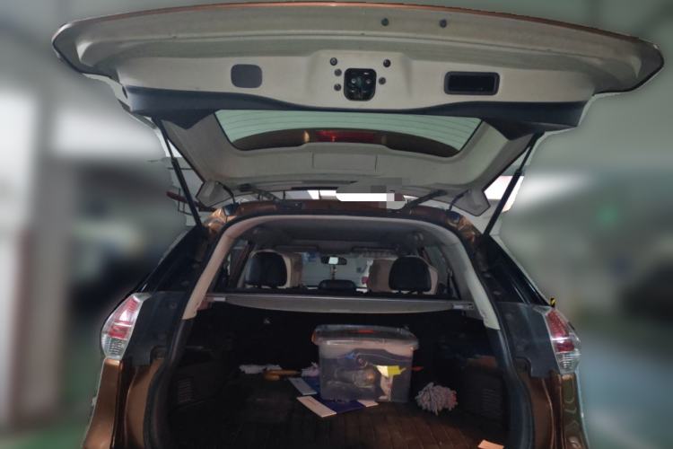 Used Nissan X-Trail 2014 2.5L CVT Leading Edition 4WD Trunk