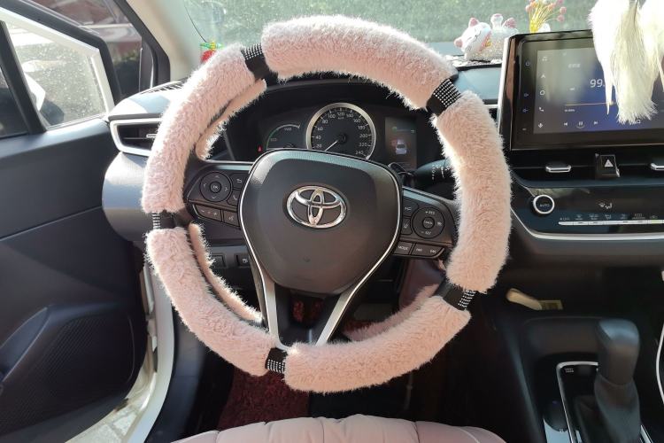 Used Toyota Corolla 2021 Dual-Motor 1.8L E-CVT Elite Edition
