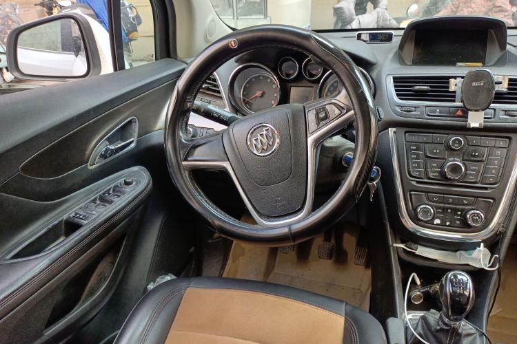 Used Buick Encore 2014 1.4T Manual Two-Wheel Drive Urban Sport Model
