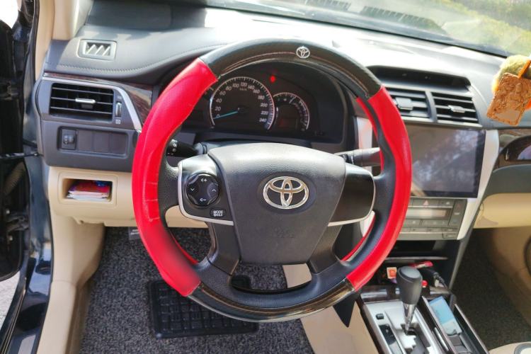 Used Toyota Camry 2015 2.0E Elite Edition Steering Wheel