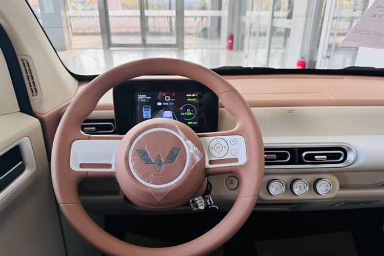 Used Wuling Hongguang MINIEV 2024 3rd Generation 215km Youth Edition