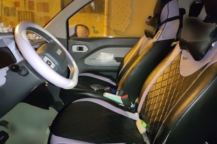 Used Chery QQ Ice Cream 2022 120km Conical Shape Lithium Iron Phosphate Left Front Seat