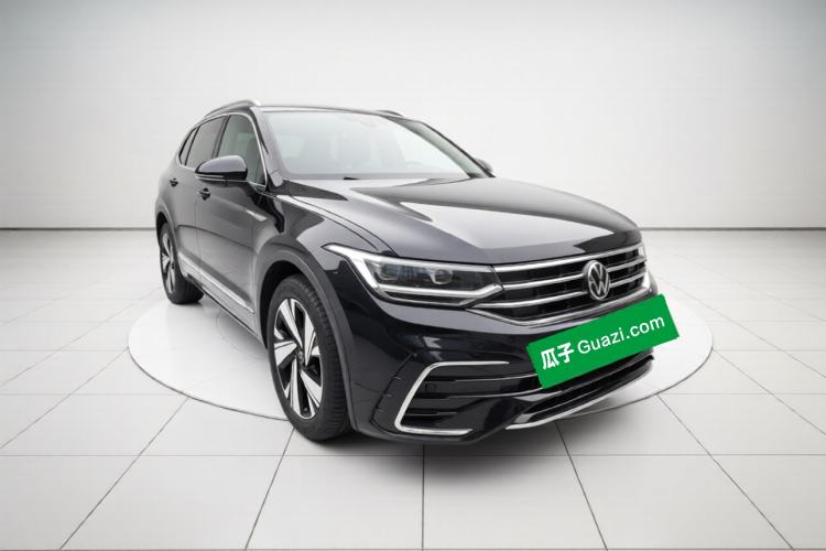 Used Volkswagen Tiguan L 2023 Restyled 330TSI Automatic Two-Wheel Drive R-Line Enhanced Comfort Version Exterior 2