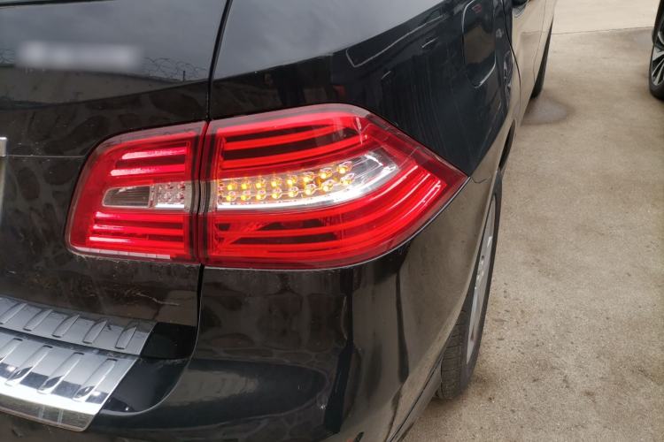 Used Mercedes-Benz M-Class 2015 ML 320 4MATIC