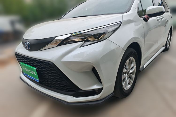 Used Toyota Granvia 2023 2.5L Hybrid Comfort Edition