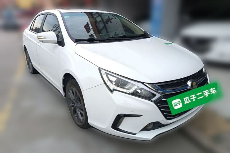 Used BYD Qin New Energy 2017 1.5T Luxury Model Front Right 45 Deg