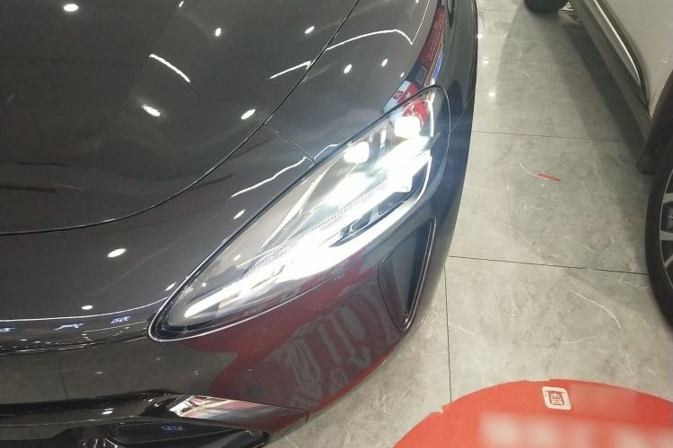 Used Xiaomi Auto SU7 2024 Rear-Drive Standard Founder Edition
