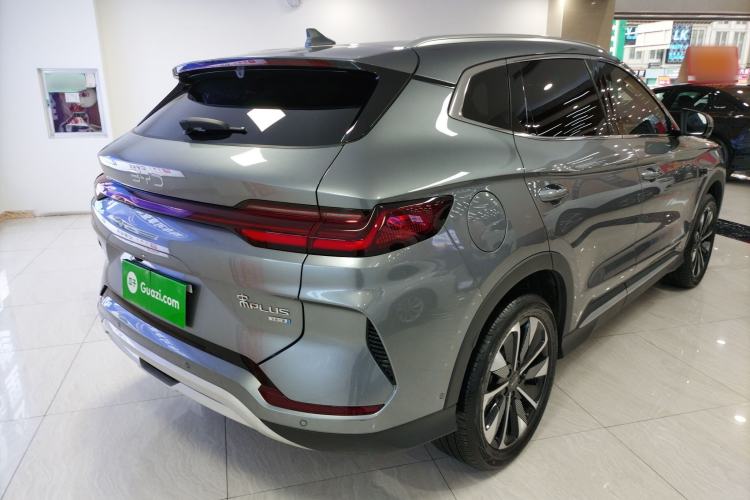 Used BYD Song PLUS New Energy 2025 EV Intelligent Driving Edition 520km Luxury Model
