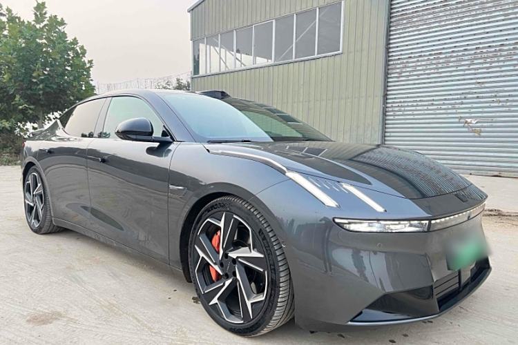 Used Lynk & Co Z10 2025 95 kWh 702 km All-Wheel Drive Intelligent Driving Ultra
