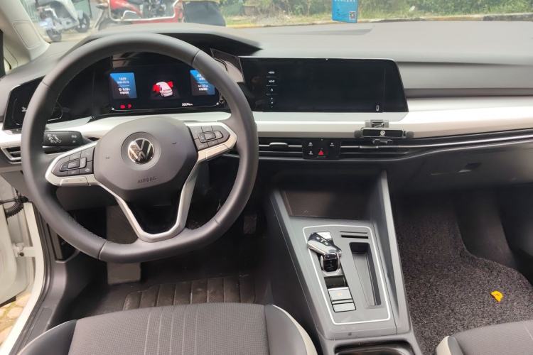 Used Volkswagen Golf 2023 280TSI DSG Pro