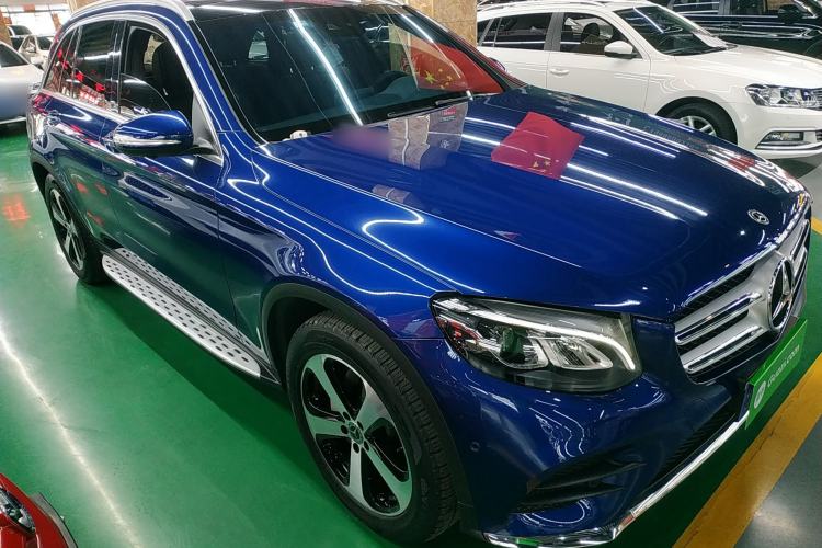 Used Mercedes-Benz GLC 2018 GLC 260 4MATIC Luxury Model
