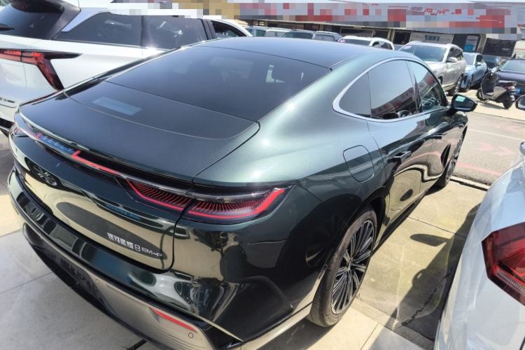 Used Geely Galaxy 8 2025 130km EM-P Starship Edition Rear Right 45 Deg