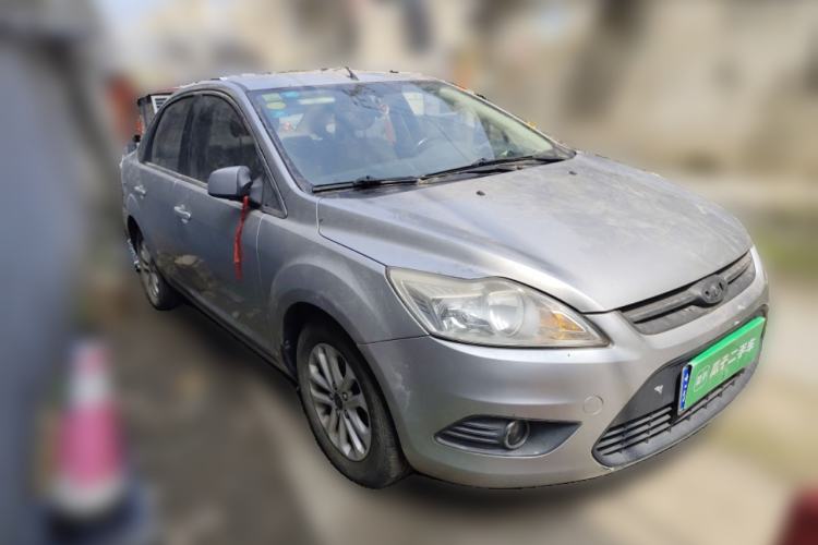 Used Ford Focus 2013 Sedan Classic 1.8L Manual Base Model