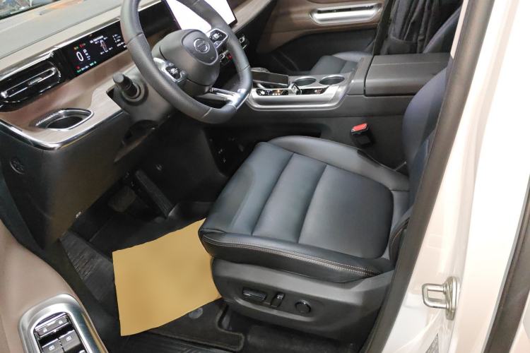 Used GAC Trumpchi Trumpchi E8 2024 Honor Series 2.0L Honor Edition