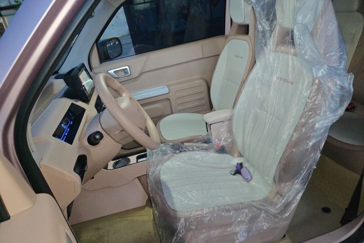 Used Geely Galaxy Panda 2024 Panda Mini 200km Endurance Bear Left Front Seat