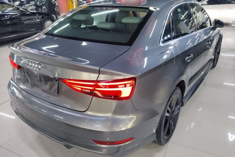 Used Audi A3 2019 Limousine 35 TFSI Fashion Edition China V standard
