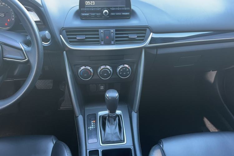 Used Mazda CX-4 2018 2.0L Automatic Two-Wheel Drive Blue Sky Dynamic Version China V Standard