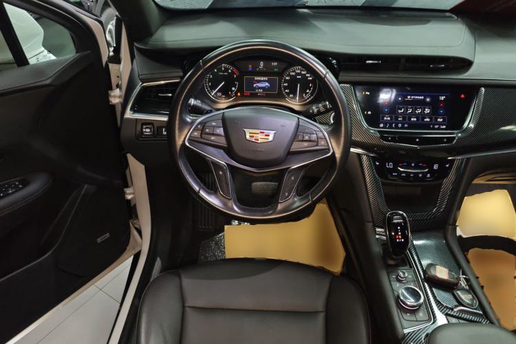 Used Cadillac XT5 2021 28T Luxury Model