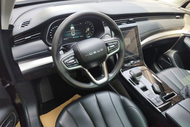 Used Roewe RX5 MAX 2019 400TGI Automatic 4G Connect Luxury Edition Center Console