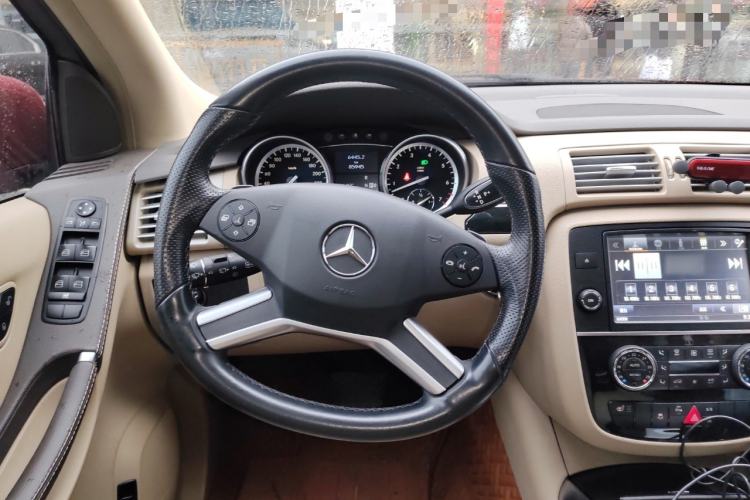 Used Mercedes-Benz R-Class 2017 R 320 4MATIC Luxury Collection Edition
