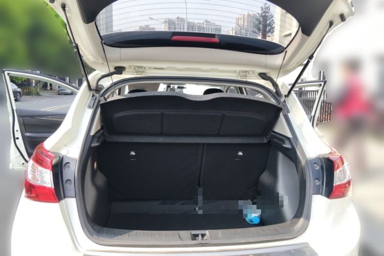 Used Nissan Tiida 2016 1.6L CVT Cool Dynamic Edition