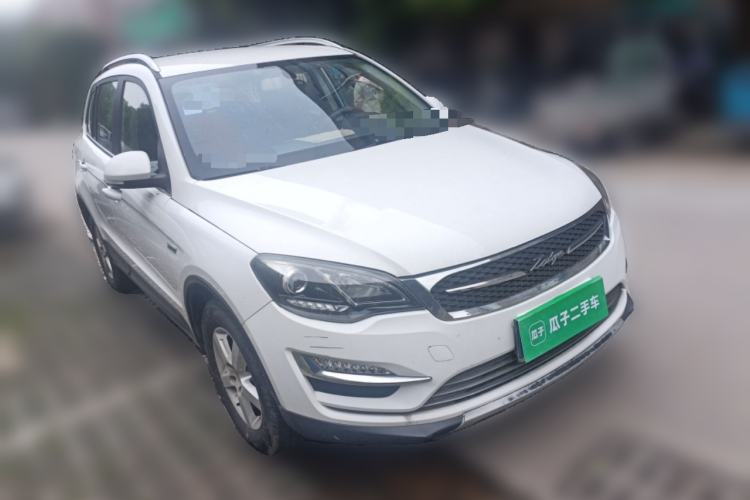 Used Zotye Domy X5 2015 1.5T Manual Luxury Version China IV Standard Front Right 45 Deg