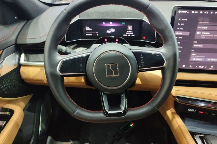 Used Zeekr 001 2021 Ultra-Long Range Dual-Motor YOU Version Steering Wheel