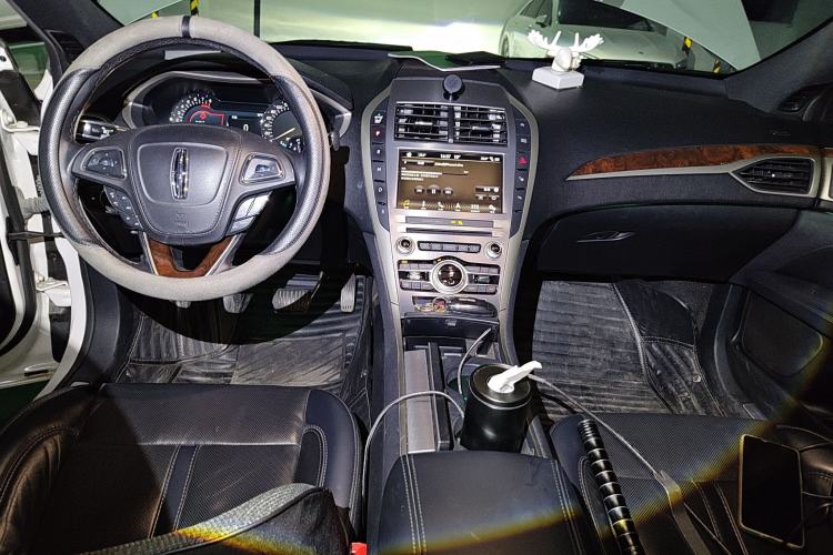 Used Lincoln MKZ 2018 2.0T Luxury Edition