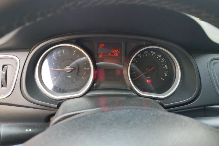 Used Citroen C3-XR 2015 1.6L Automatic Fashion Model