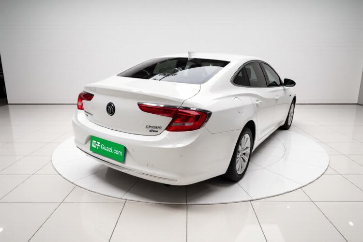 Used Buick LaCrosse 2018 30H Elite Edition
