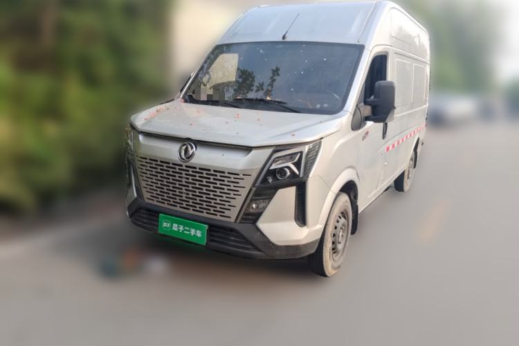 Used Dongfeng Yufeng 2023 V9+ 2.3T Manual Front-Drive Van Long Wheelbase High Roof 3-Seater
