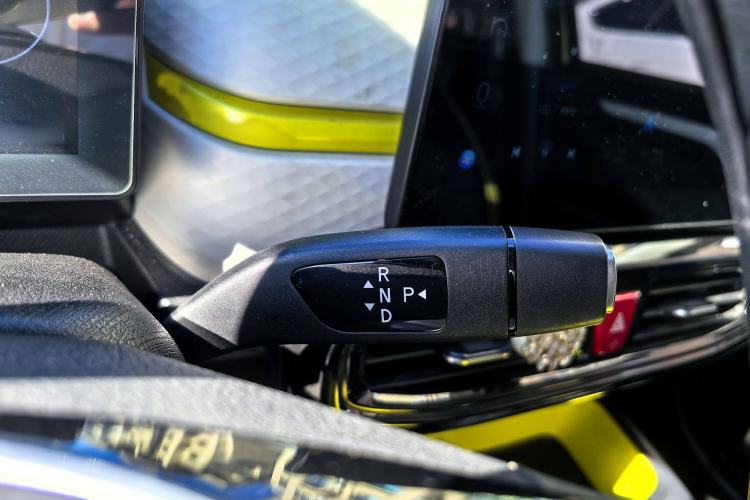 Used SOL E10X 2021 302 km Range Fashion Edition 31.4 kWh
