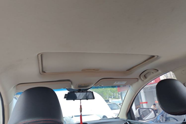 Used Baojun 560 2016 1.8L iAMT Luxury Model
