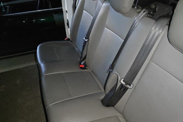 Used Ford Transit 2019 2.0T Diesel Multi-Purpose Commercial Vehicle Mid-Drive Mid-Roof 6-Seater China VI Standard
