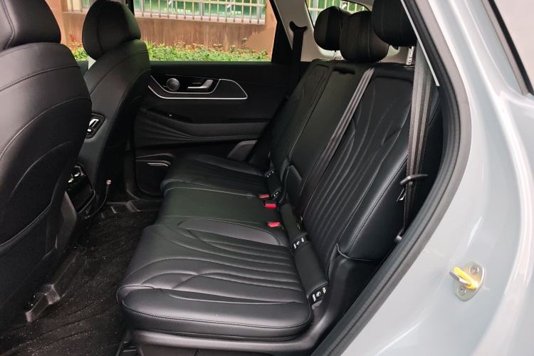 Used Chery Fengyun T9 2025 120 Long-Range Luxury Version 7 Seats Lithium Iron Phosphate