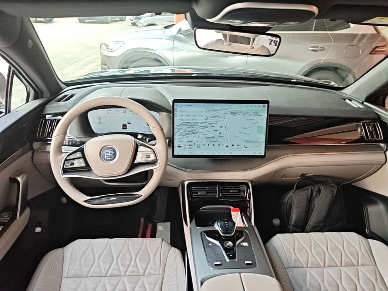 BYD Tang New Energy 2025 DM-i 115KM Prestige Model - Executive — снимка 12