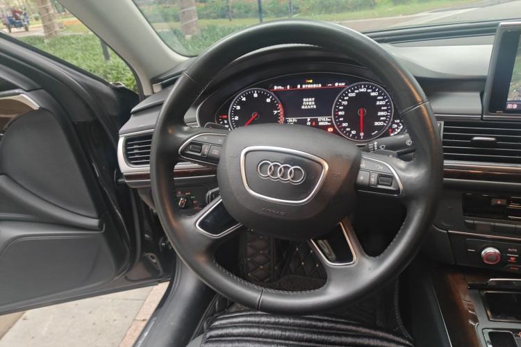 Used Audi A6L 2017 TFSI Comfort Model Steering Wheel