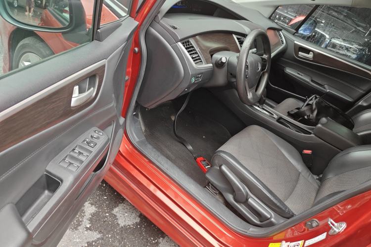 Used Honda Jade 2013 1.8L automatic Comfort version 5 seats Driver Seat