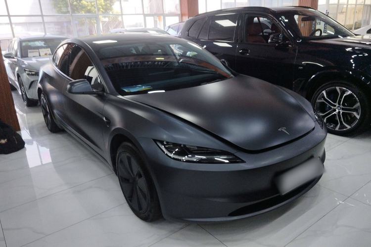 Used Tesla Model 3 2023 Rear-Wheel-Drive Version
