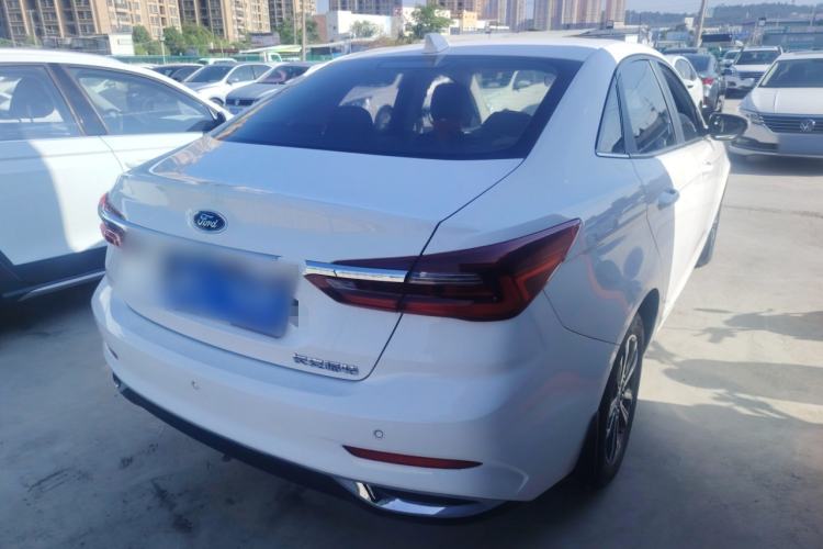 Used Ford Escort 2021 1.5L Automatic Diamond Edition
