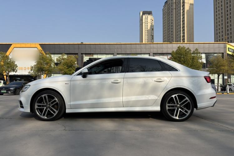 Used Audi A3 2020 Limousine 35 TFSI Fashion Edition China VI Emission Standard
