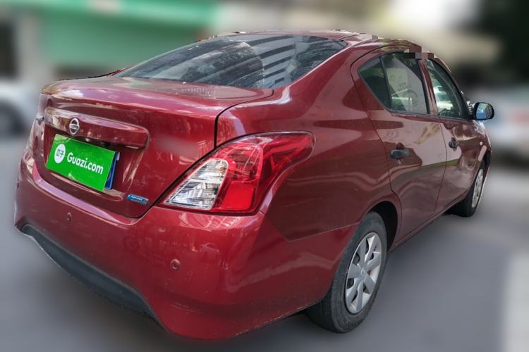 Used Nissan Sunny 2015 1.5XE Manual Elite Edition Rear Right 45 Deg