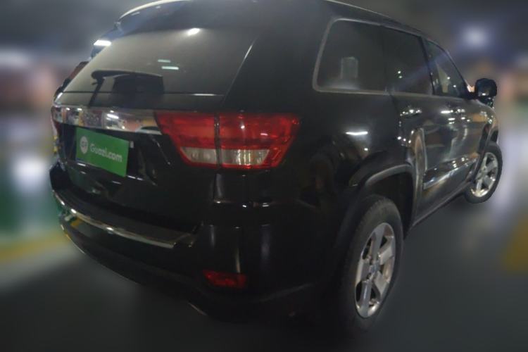 Used Jeep Grand Cherokee 2011 3.6L Luxury Edition
