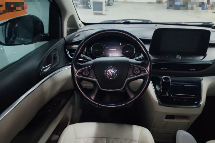 Used Buick GL8 2022 Land Cruiser Executive Class 652T Comfort Model