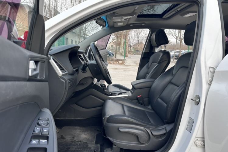 Used Hyundai Tucson 2015 1.6T Dual-Clutch Two-Wheel-Drive Smart Model