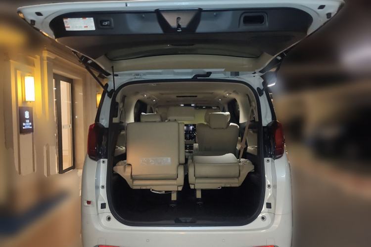 Used Toyota Alphard 2019 Dual-Engine 2.5L Luxury Edition Trunk