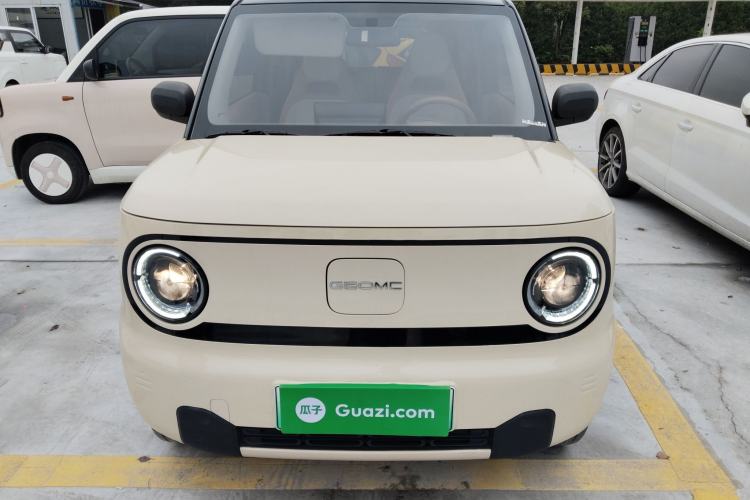 Used Geely Galaxy Panda 2024 Panda Mini 200km Endurance Bear Front