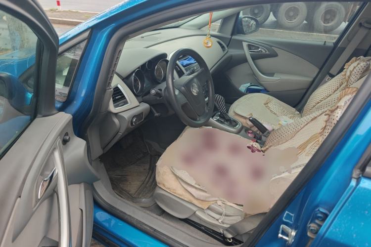 Used Buick GT 2012 XT 1.6L Automatic Comfort Edition