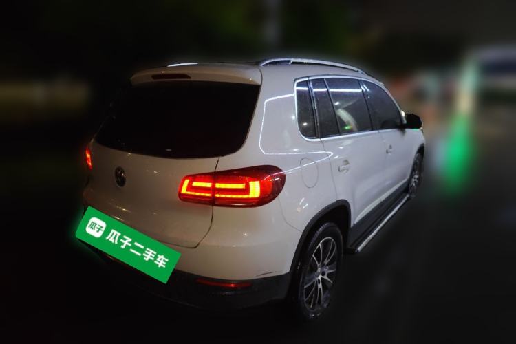 Used Volkswagen Tiguan 2015 1.8TSI Automatic Two-Wheel Drive Luxury Model Rear Right 45 Deg