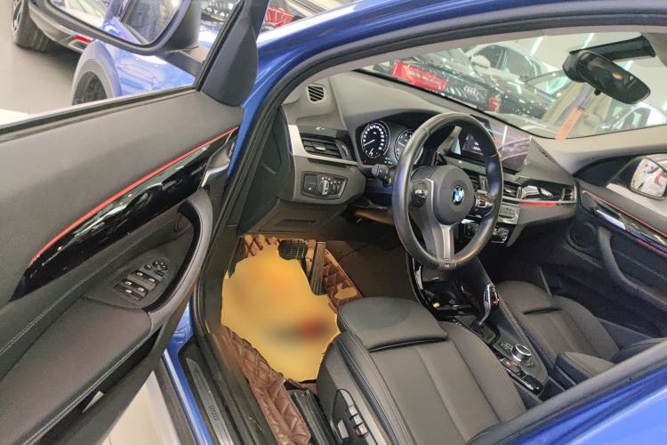 Used BMW X1 2020 sDrive20Li Premium Edition Driver Seat